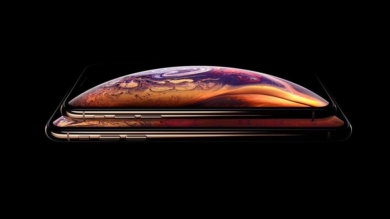 Demandan a Apple por ocultar el notch en la imagen promocional de los iPhone XS