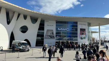 imagen de la puerta principal de entrada al MWC2024