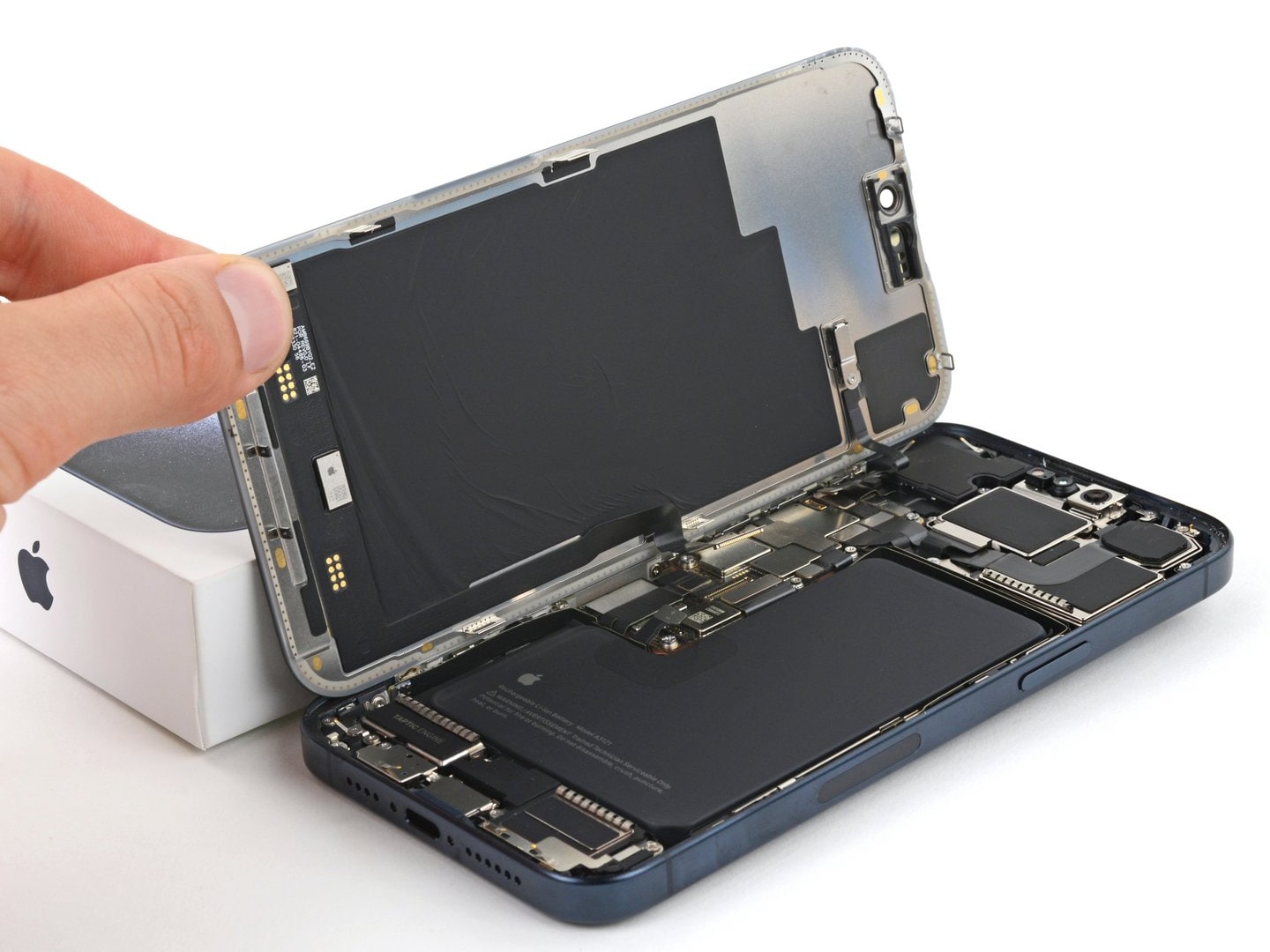 Baterías de acero inoxidable, mayor duración y reparabilidad en los iPhone