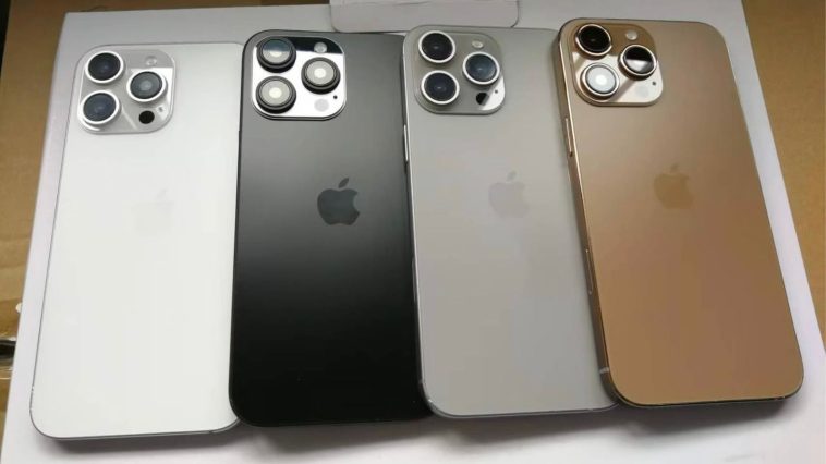 Los cuatro colores del iPhone 16 Pro: Blanco, negro, titanio y un color rosado que tiende al color cobre.