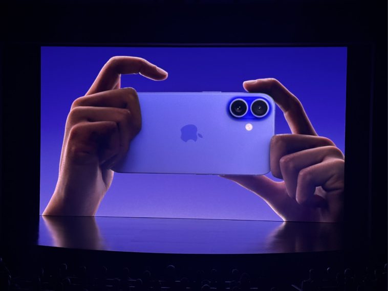 imagen del iPhone 16 presentado en el Apple Event