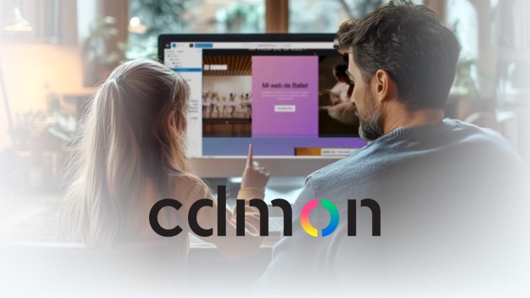 imagen donde se ven dos personas, un hombre y una mujer, enfrente de un ordenador y el logo de cdmon superpuesto en la pantalla